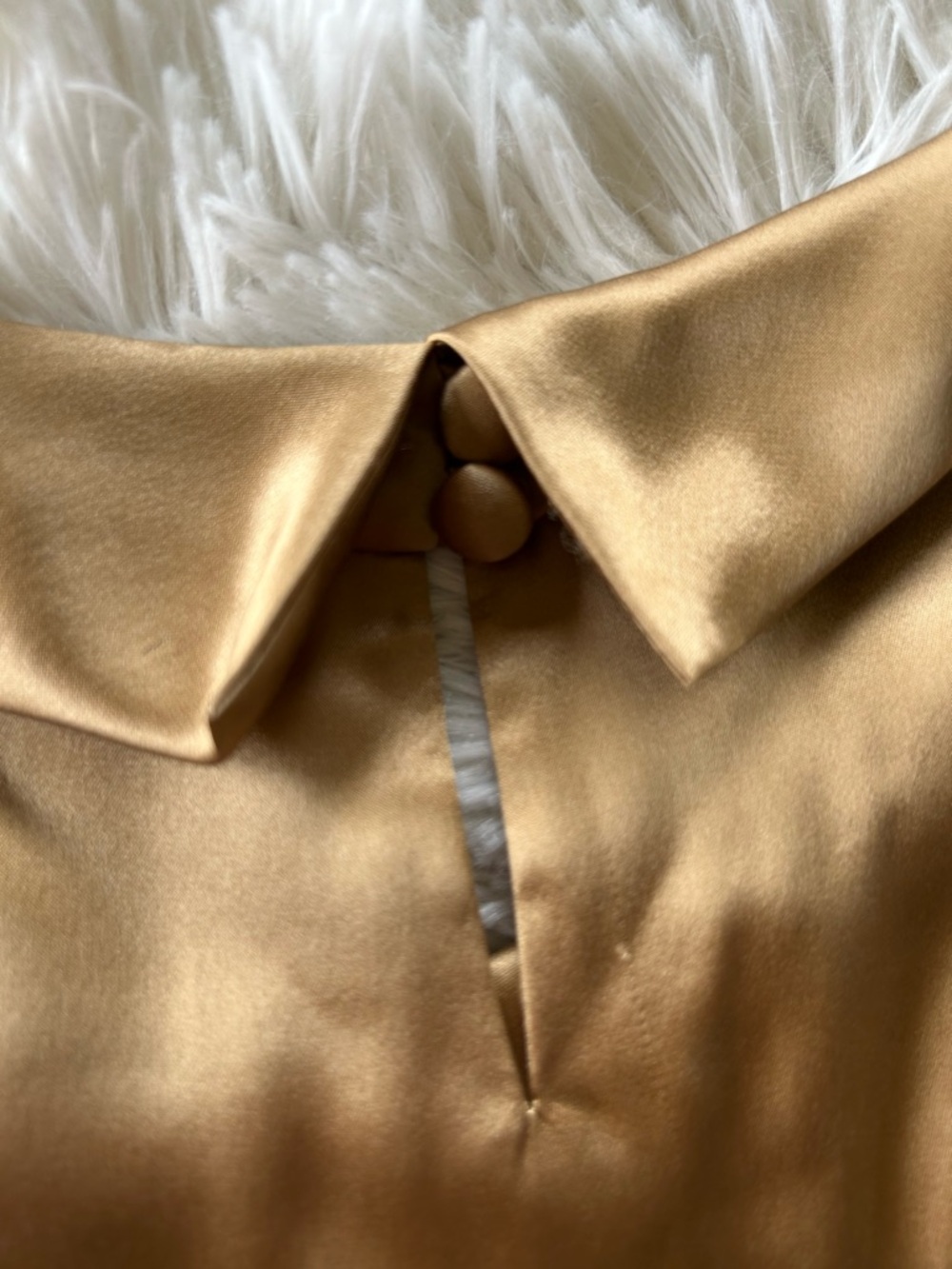 Cable & Gauge | 100% Silk Cowl Neck Gold Blouse - Picture 8 of 9